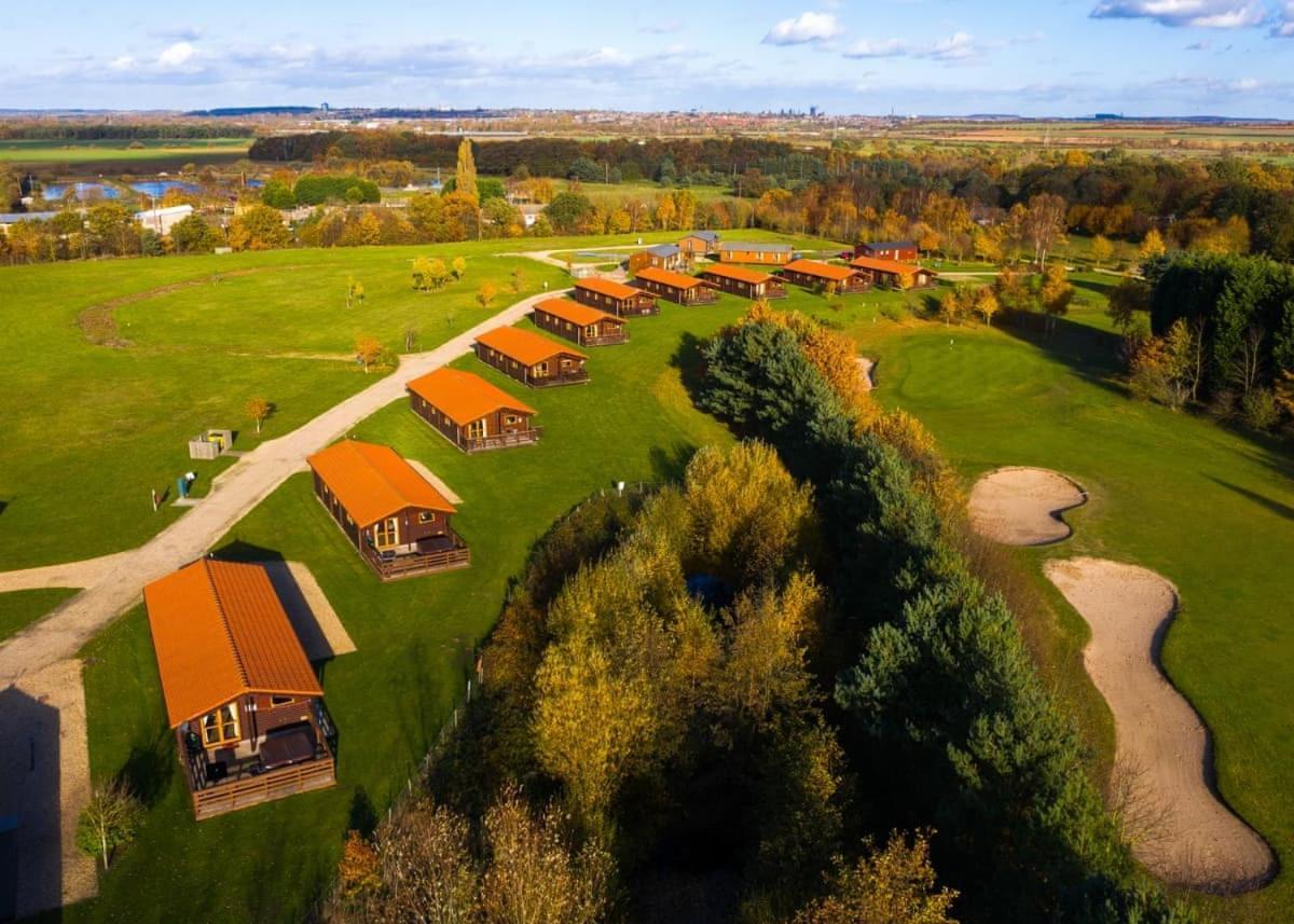 Hotel Messingham Lakes Exterior foto